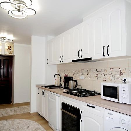 קאמפולונג מולדובנסק Apartament David מראה חיצוני תמונה