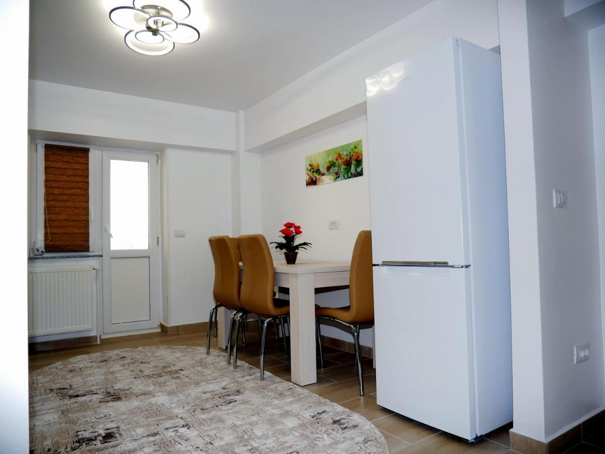 קאמפולונג מולדובנסק Apartament David מראה חיצוני תמונה