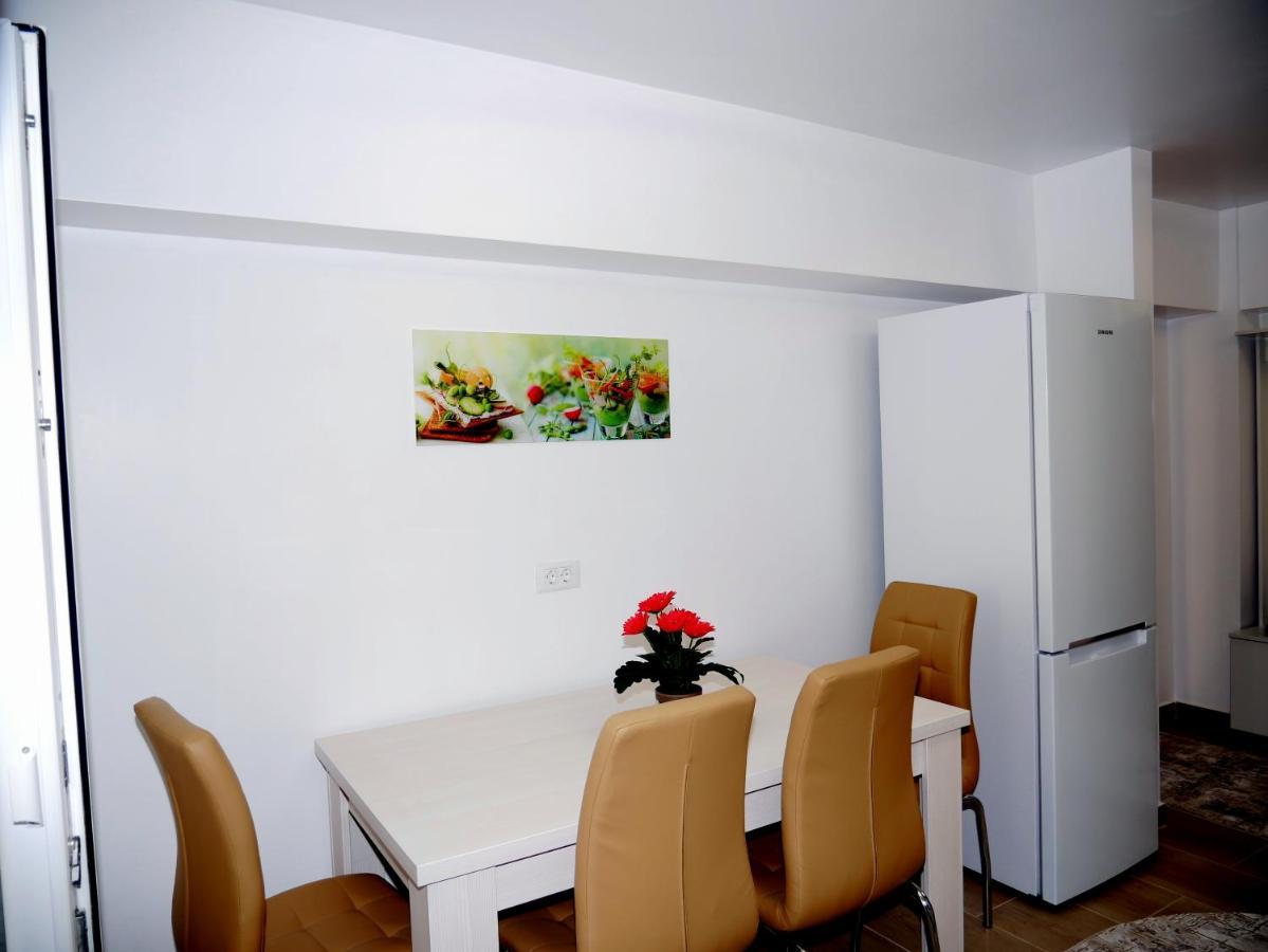 קאמפולונג מולדובנסק Apartament David מראה חיצוני תמונה